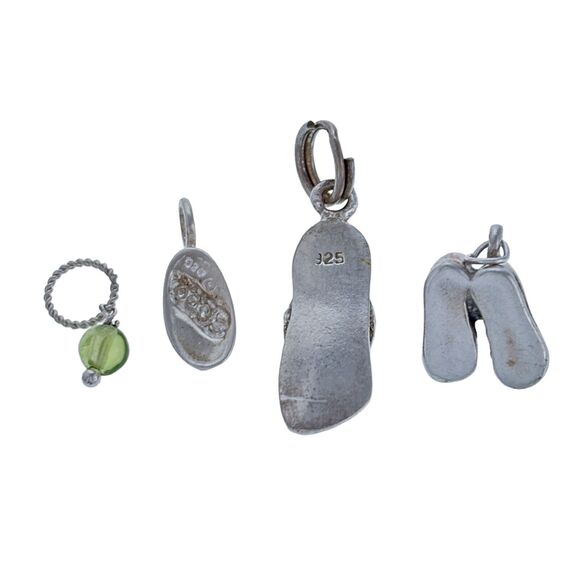 Lot Of 4 Sterling Shoe Charms: Green Glass, Flip Flop, Nov Baby Shoe, Sneakers - Picture 3 of 4